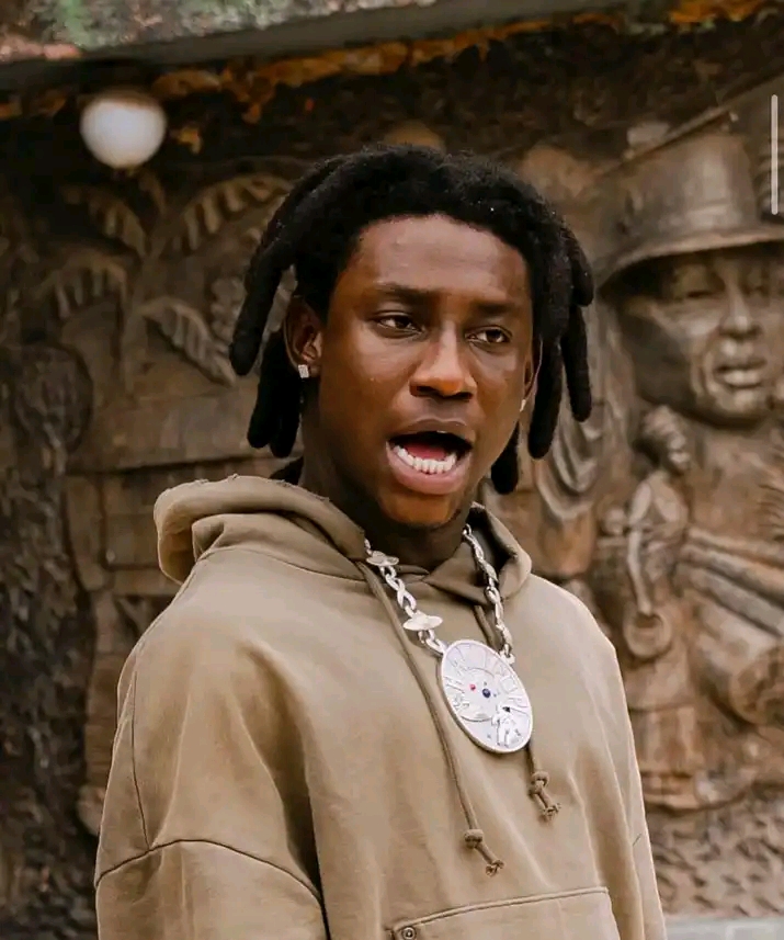 Shallipopi Net Worth – Bio, Age, Girlfriend & Career